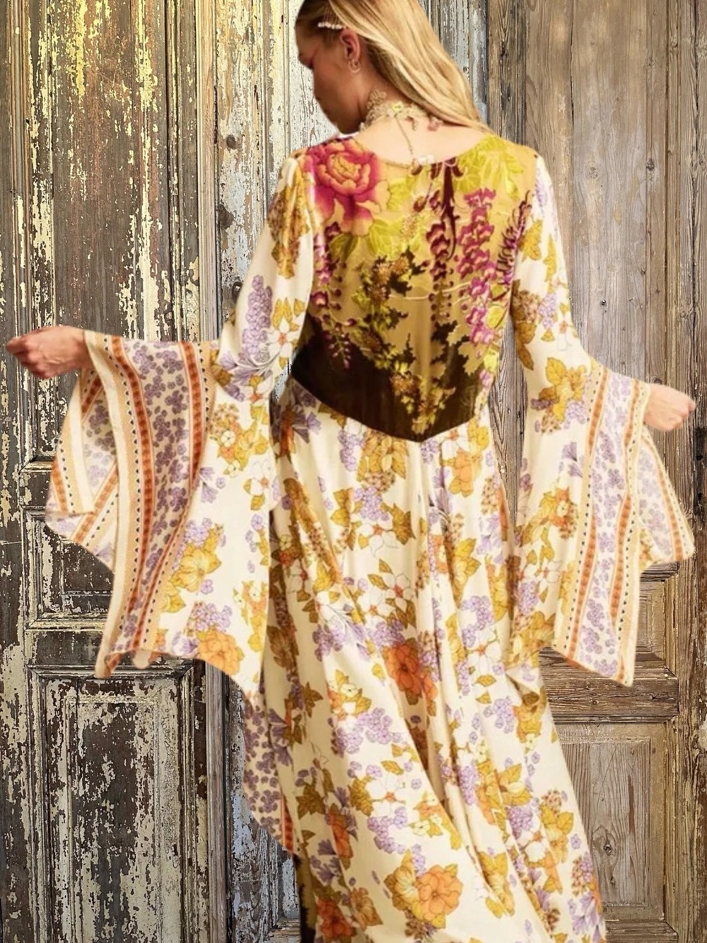 Aratta Golden Aurelia Bohemian Autumn Fairy Goddess Floral Kimono, NWT